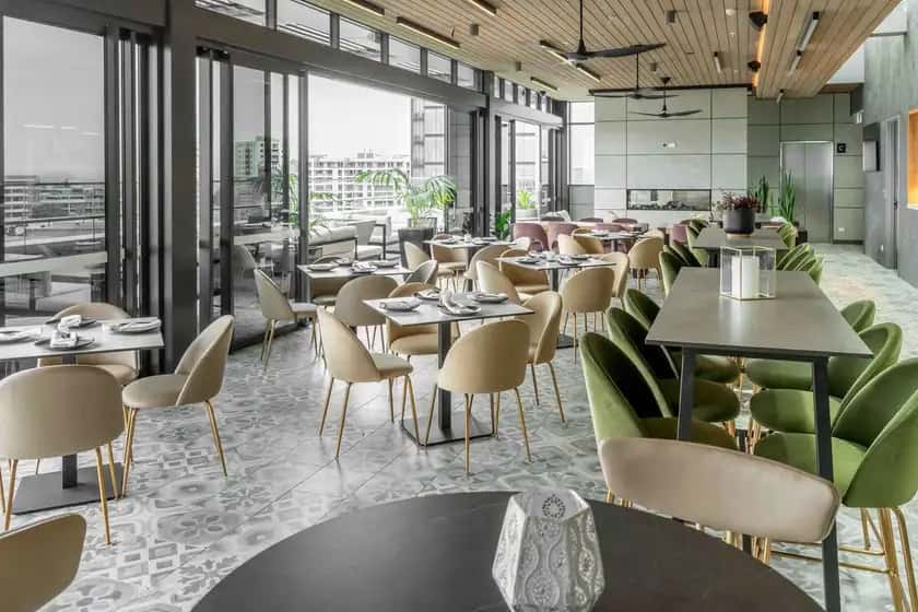 Above 8 Rooftop Bar & Lounge